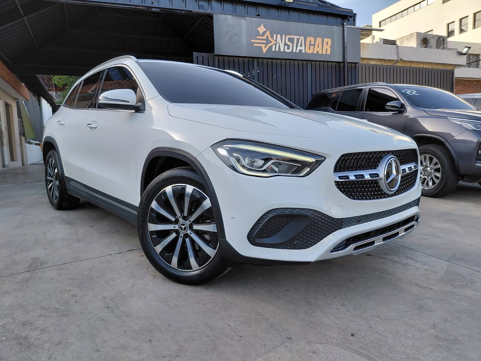 2021 MERCEDES-BENZ CLASE CLA
