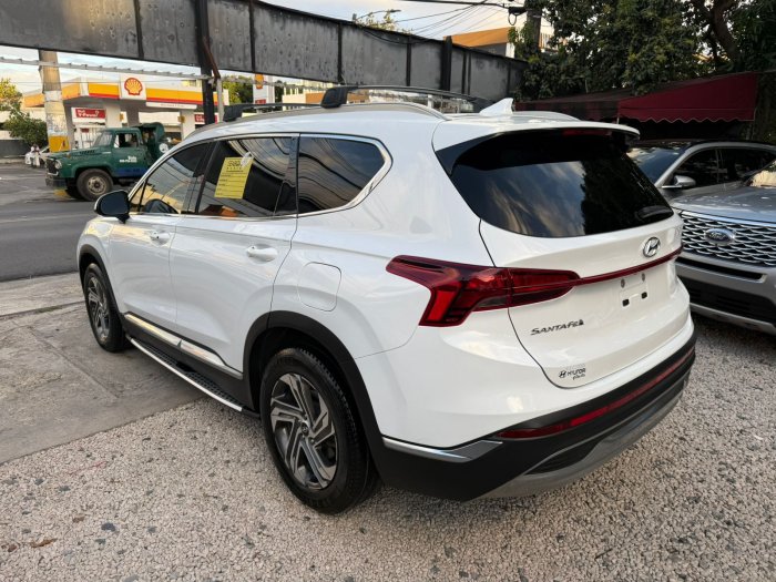 Foto 5 de 2022 HYUNDAI SANTA FE SEL