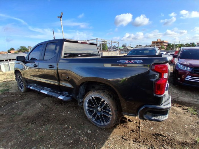 Foto 7 de 2021 CHEVROLET SILVERADO
