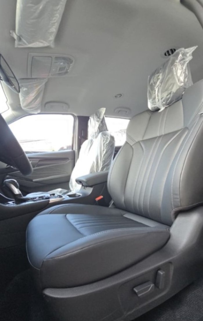 Foto 6 de 2027 ISUZU MUX