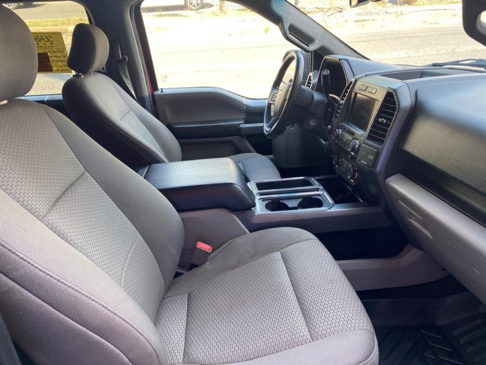 Foto 9 de 2020 FORD F 150 XLT