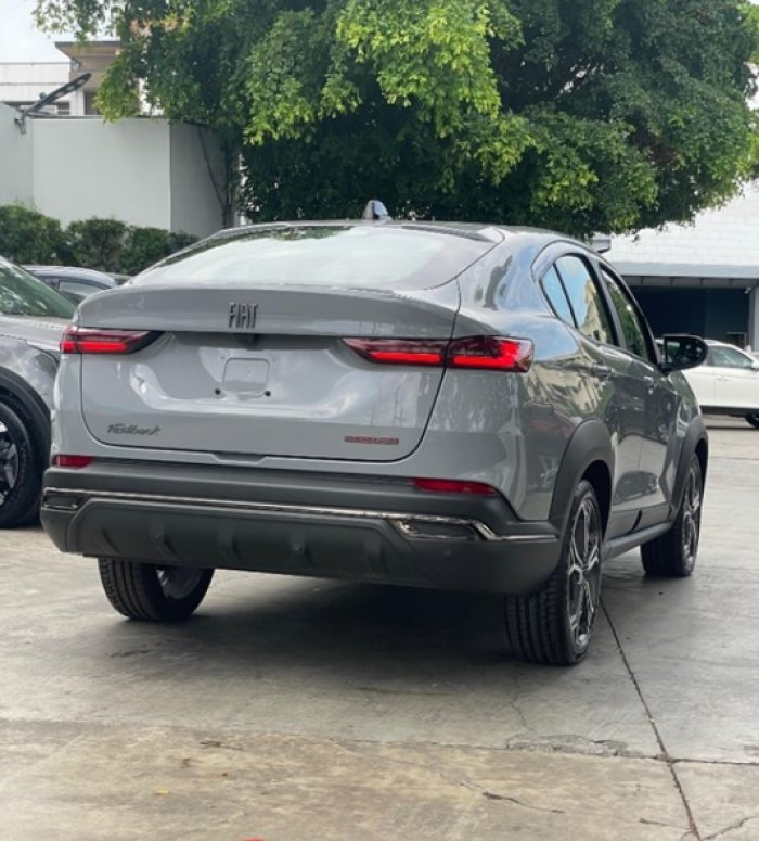 Foto 11 de 2023 FIAT FASTBACK LIMITED 270