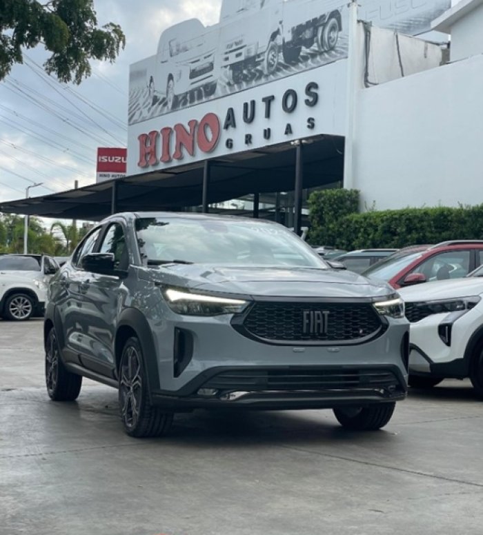 Foto 2 de 2023 FIAT FASTBACK LIMITED 270