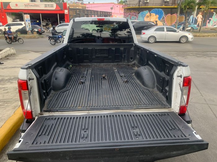 Foto 11 de 2018 FORD F 350 SUPER DUTY