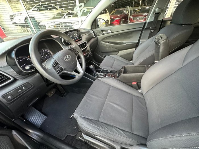 Foto 8 de 2020 HYUNDAI TUCSON SE