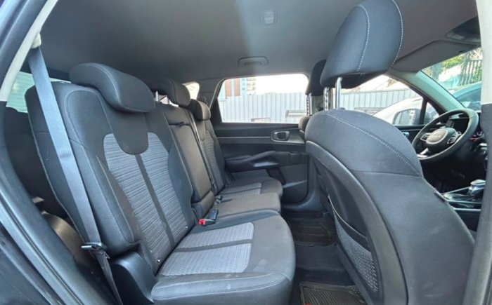 Foto 6 de 2023 KIA SORENTO SPORT