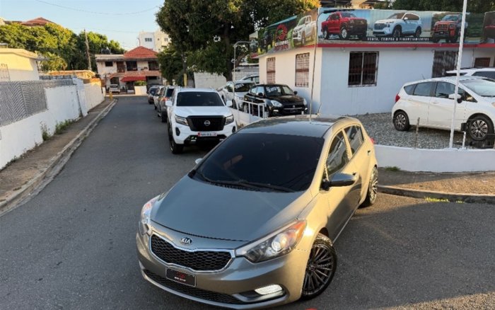 Foto 4 de 2016 KIA FORTE