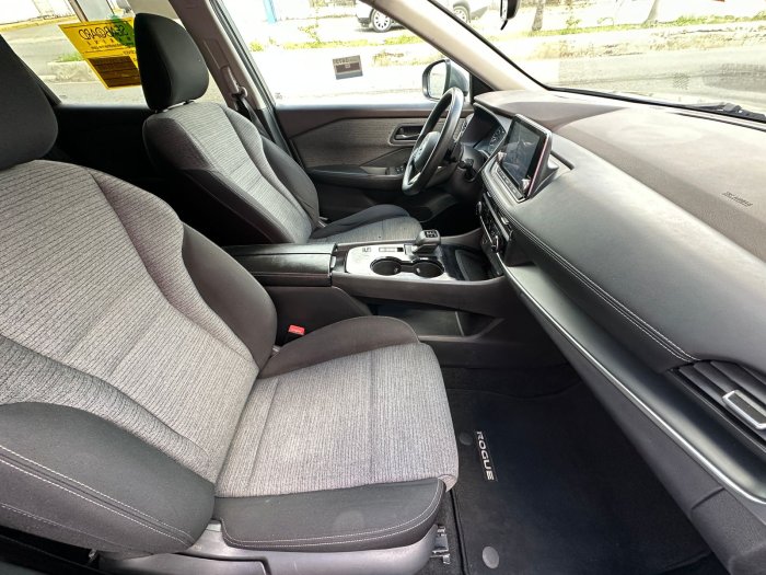 Foto 9 de 2021 NISSAN ROGUE S