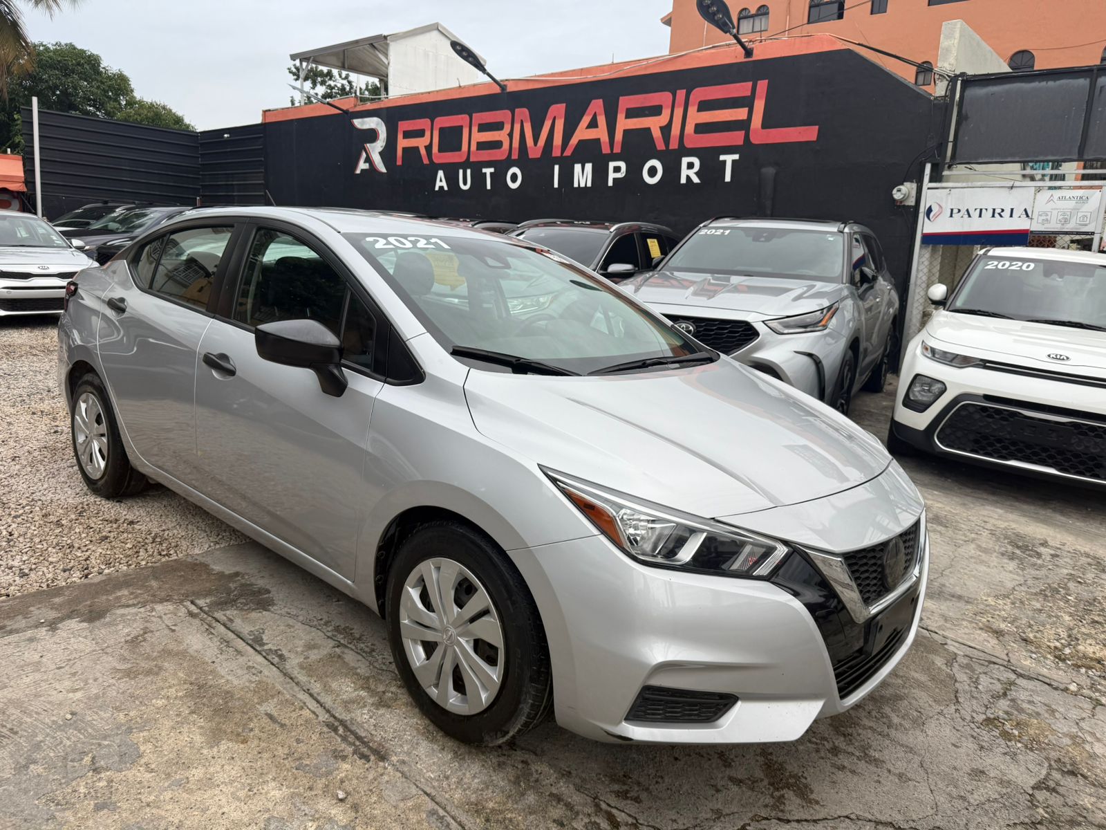 2020 NISSAN VERSA