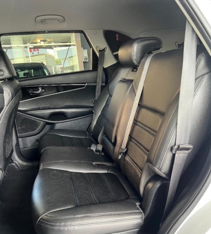 Foto 5 de 2019 KIA SORENTO LX