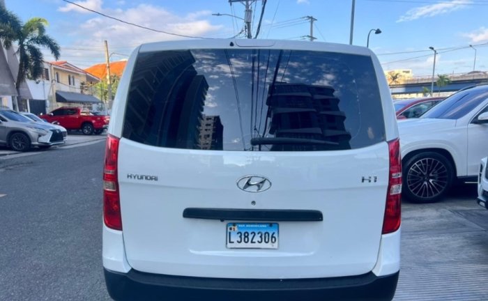 Foto 9 de 2018 HYUNDAI H 1 TQ6