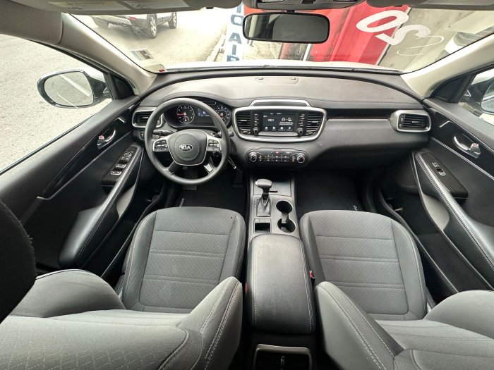 Foto 7 de 2020 KIA SORENTO LX