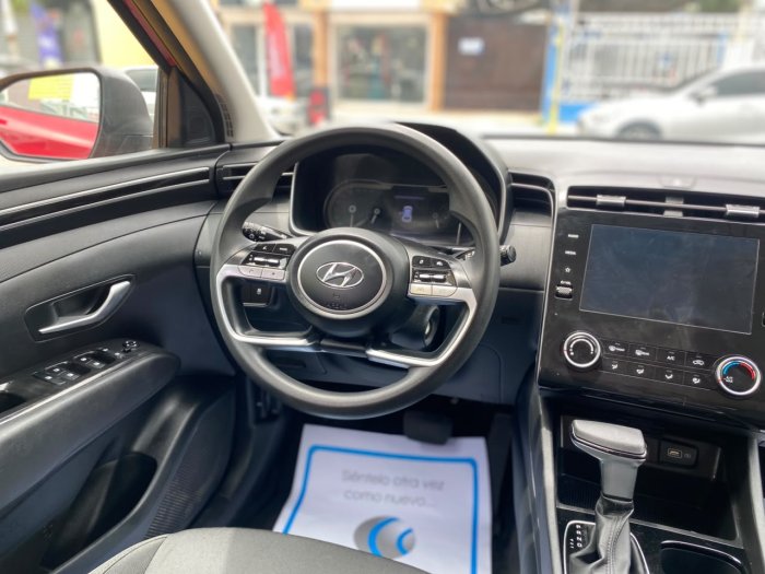 Foto 8 de 2022 HYUNDAI TUCSON SEL
