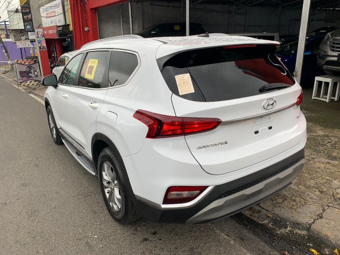 Foto 4 de 2019 HYUNDAI SANTA FE SE