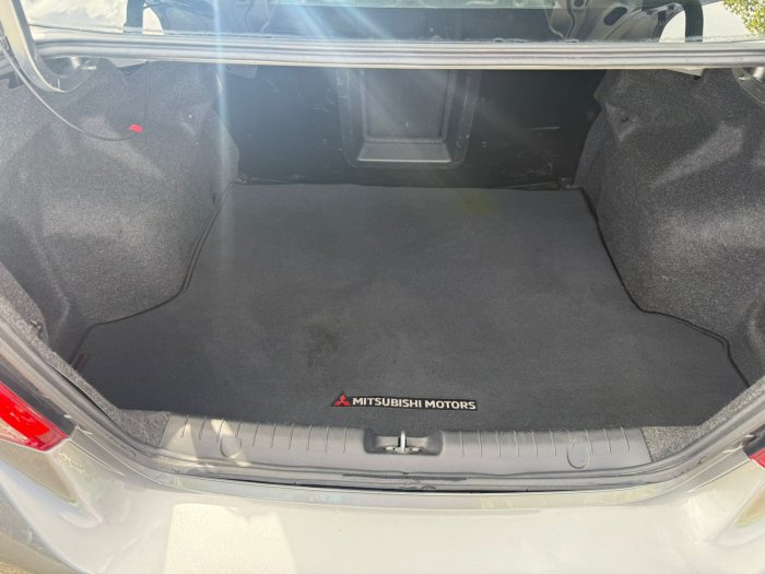 Foto 13 de 2020 MITSUBISHI MIRAGE