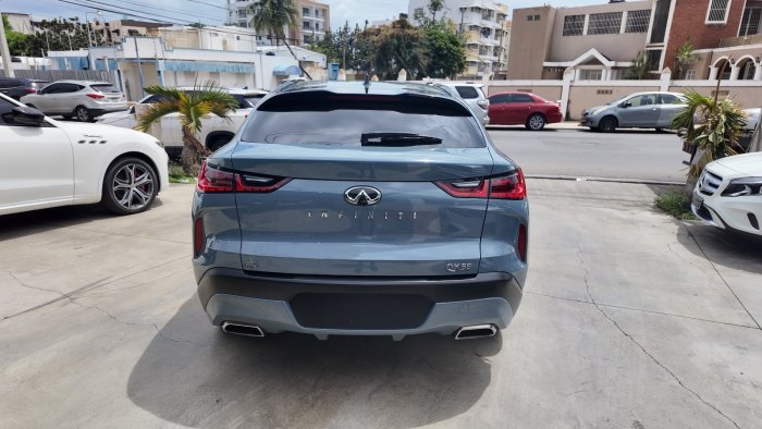 Foto 4 de 2023 INFINITI QX-55