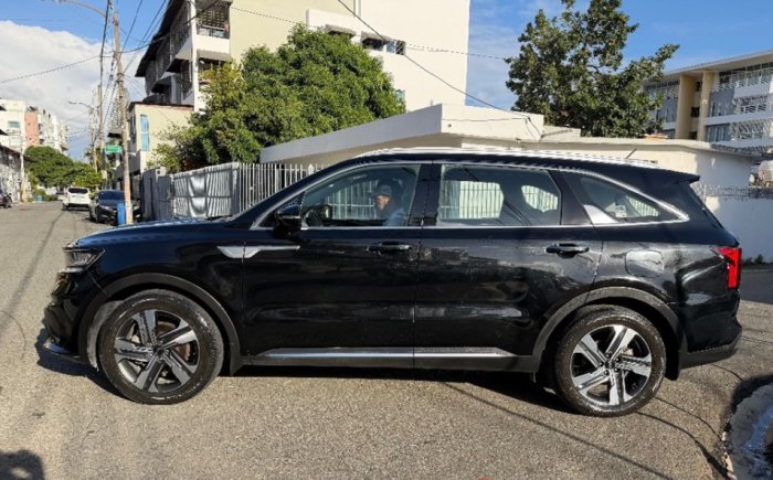 Foto 9 de 2021 KIA SORENTO