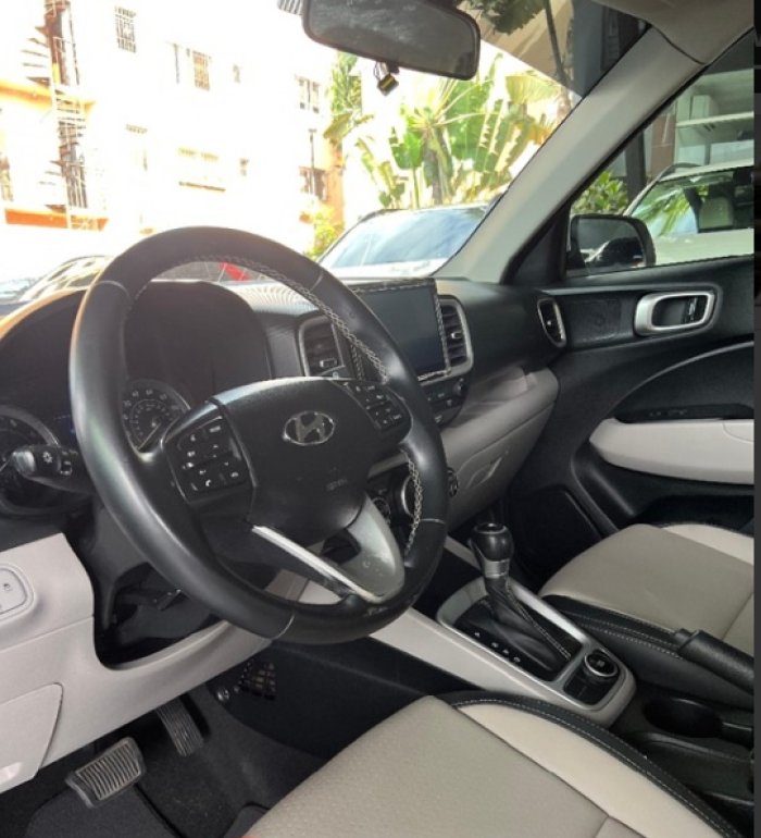 Foto 4 de 2020 HYUNDAI VENUE