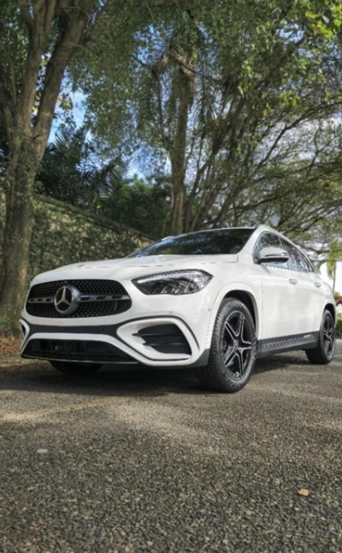 Foto 4 de 2025 MERCEDES-BENZ CLASE GLA 200 AMG LINE