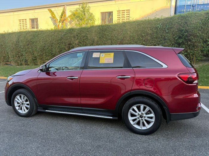 Foto 4 de 2020 KIA SORENTO LX