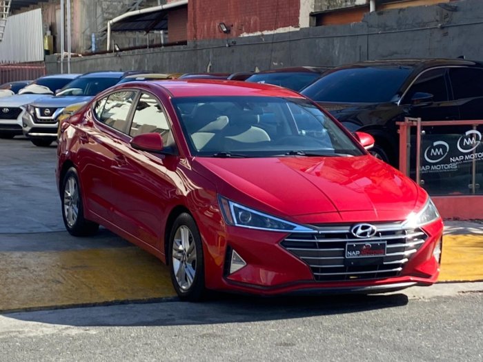 Foto 3 de 2020 HYUNDAI ELANTRA SEL