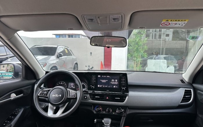 Foto 4 de 2023 KIA SELTOS EX