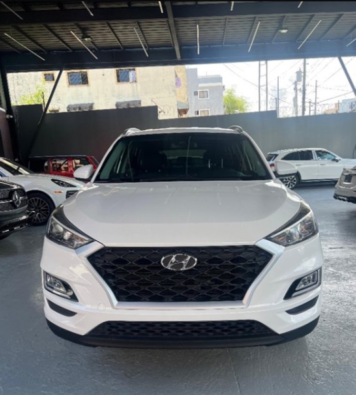 Foto 2 de 2019 HYUNDAI TUCSON SE