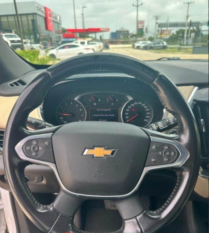 Foto 4 de 2022 CHEVROLET TRAVERSE LT
