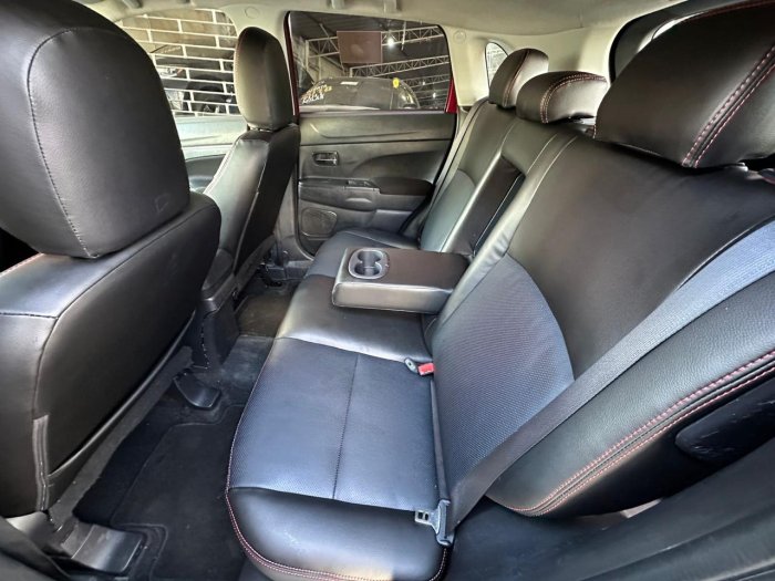 Foto 10 de 2021 MITSUBISHI OUTLANDER