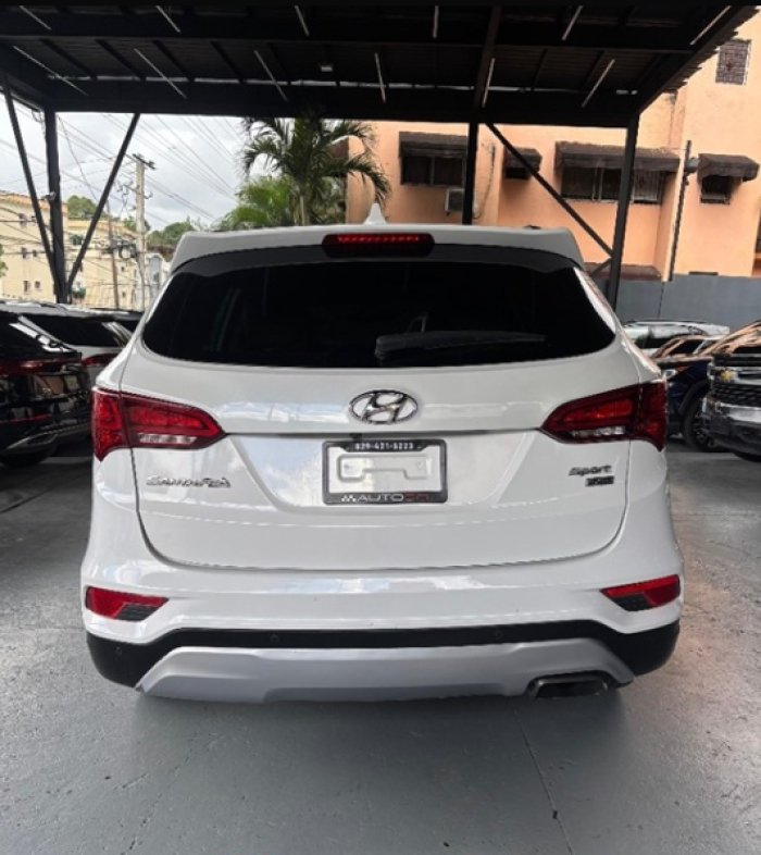 Foto 8 de 2017 HYUNDAI SANTA FE ULTIMATE