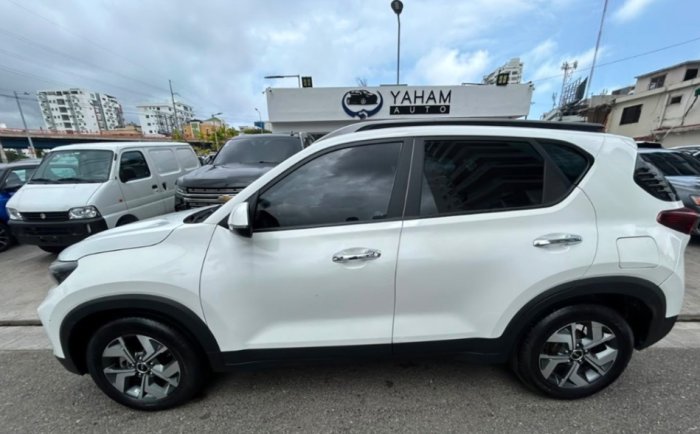 Foto 10 de 2023 KIA SONET