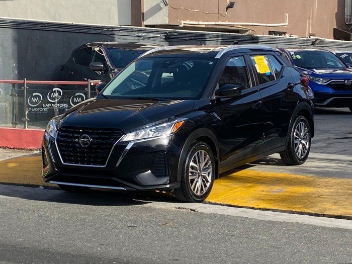 Foto 3 de 2021 NISSAN KICKS SV