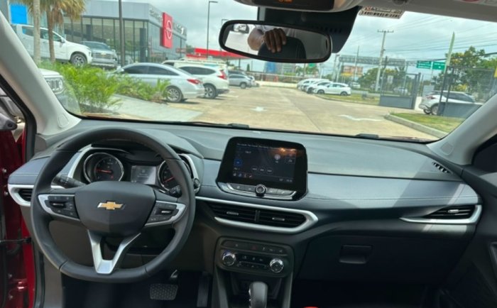 Foto 3 de 2025 CHEVROLET TRACKER PREMIER