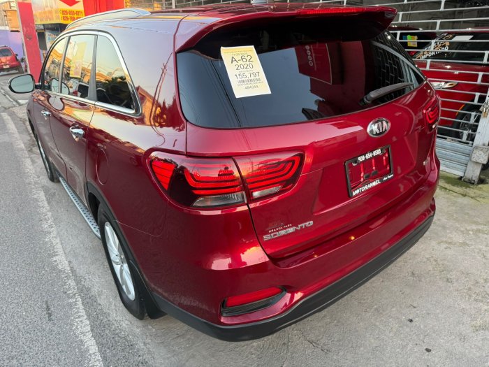 Foto 4 de 2020 KIA SORENTO LX