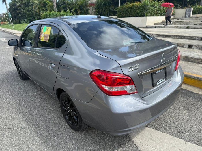 Foto 4 de 2020 MITSUBISHI MIRAGE