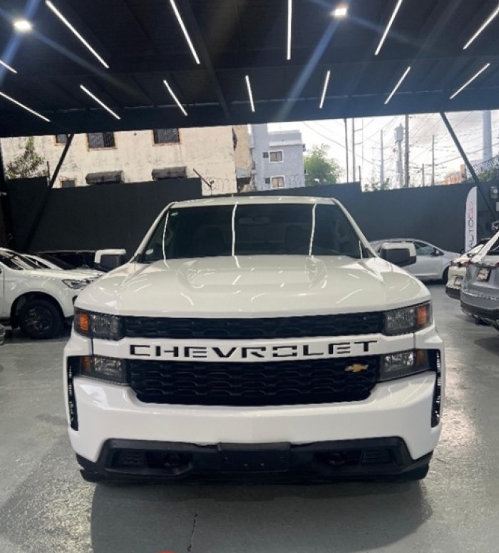 Foto 2 de 2019 CHEVROLET SILVERADO LTZ