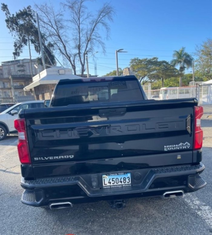 Foto 12 de 2022 CHEVROLET SILVERADO HIGH COUNTRY