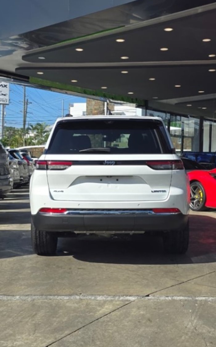 Foto 9 de 2023 JEEP GRAND CHEROKEE LIMITED