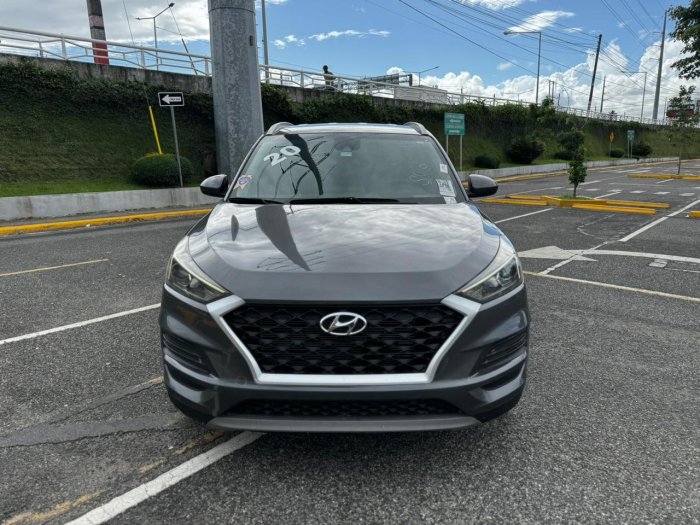 Foto 2 de 2020 HYUNDAI TUCSON SEL