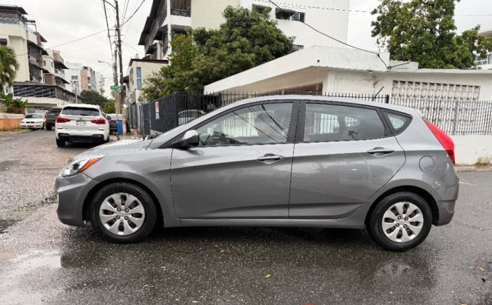 Foto 11 de 2015 HYUNDAI ACCENT