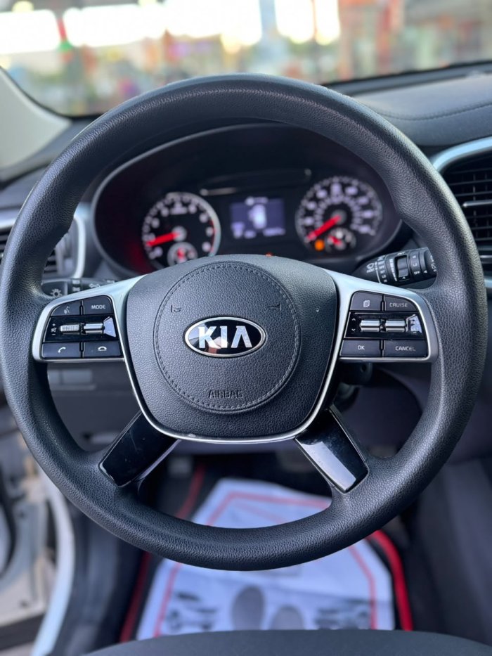 Foto 3 de 2020 KIA SORENTO