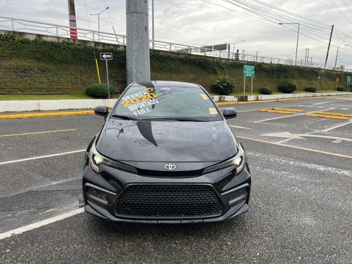 Foto 2 de 2020 Toyota COROLLA SE