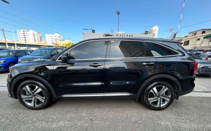 Foto 10 de 2023 KIA SORENTO SPORT