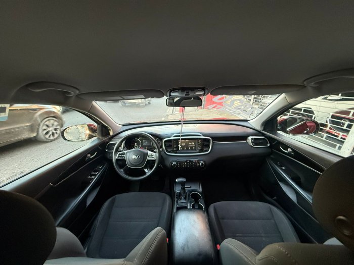 Foto 8 de 2020 KIA SORENTO LX