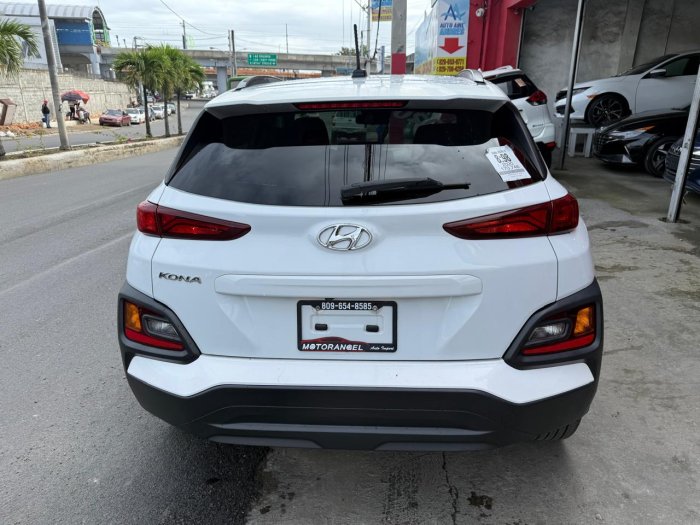 Foto 5 de 2020 HYUNDAI KONA SEL