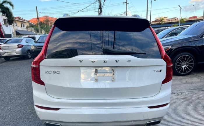 Foto 9 de 2018 VOLVO XC90
