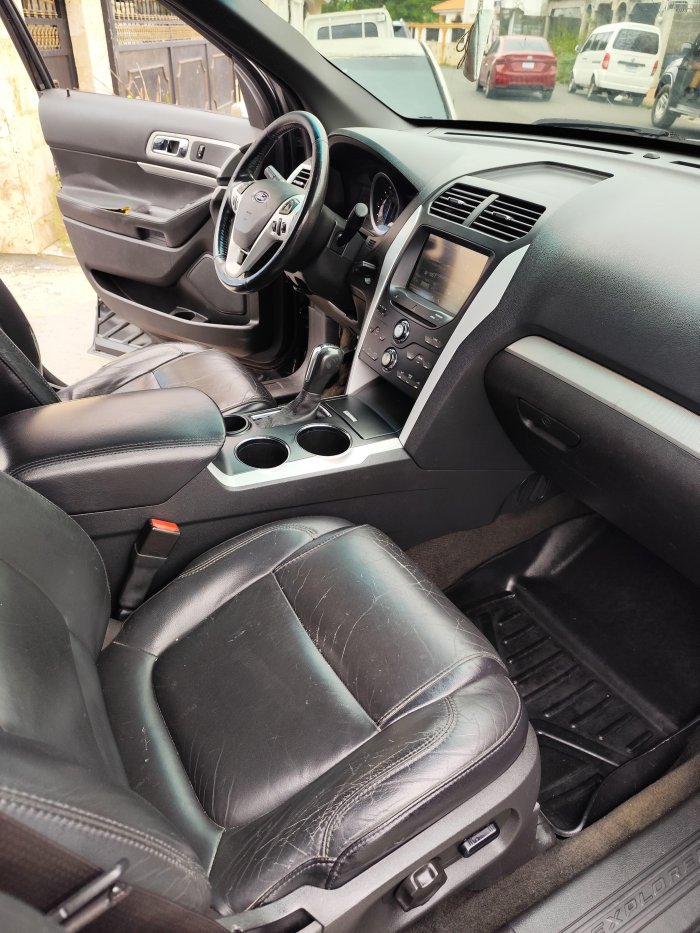Foto 5 de 2015 FORD EXPLORER