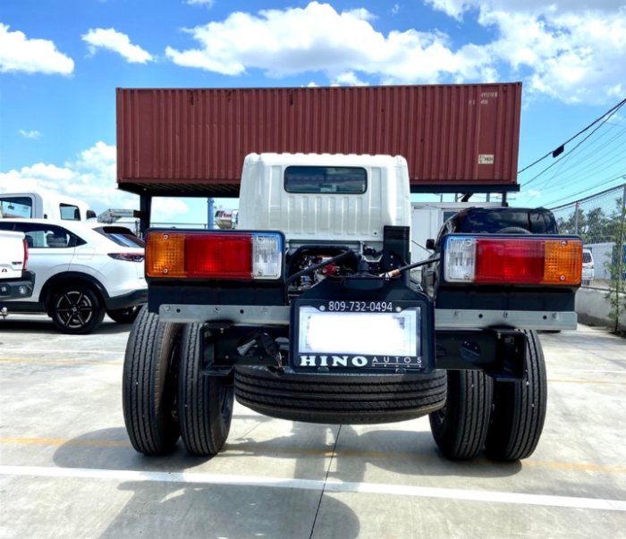 Foto 6 de 2025 HINO 300