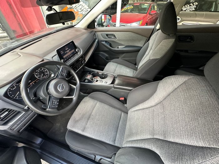 Foto 8 de 2021 NISSAN ROGUE S