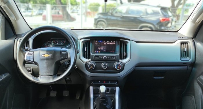 Foto 3 de 2023 CHEVROLET COLORADO LT 4X4